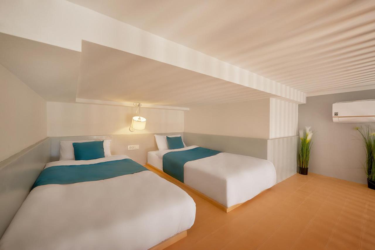 Garni Hotel Larimar Budva Exteriör bild