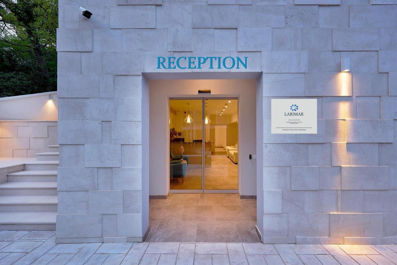 Garni Hotel Larimar Budva Exteriör bild